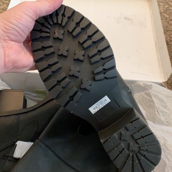 NWT TORRID WW/CALF Lug Sole Buckle Boot - Picture 9 of 11